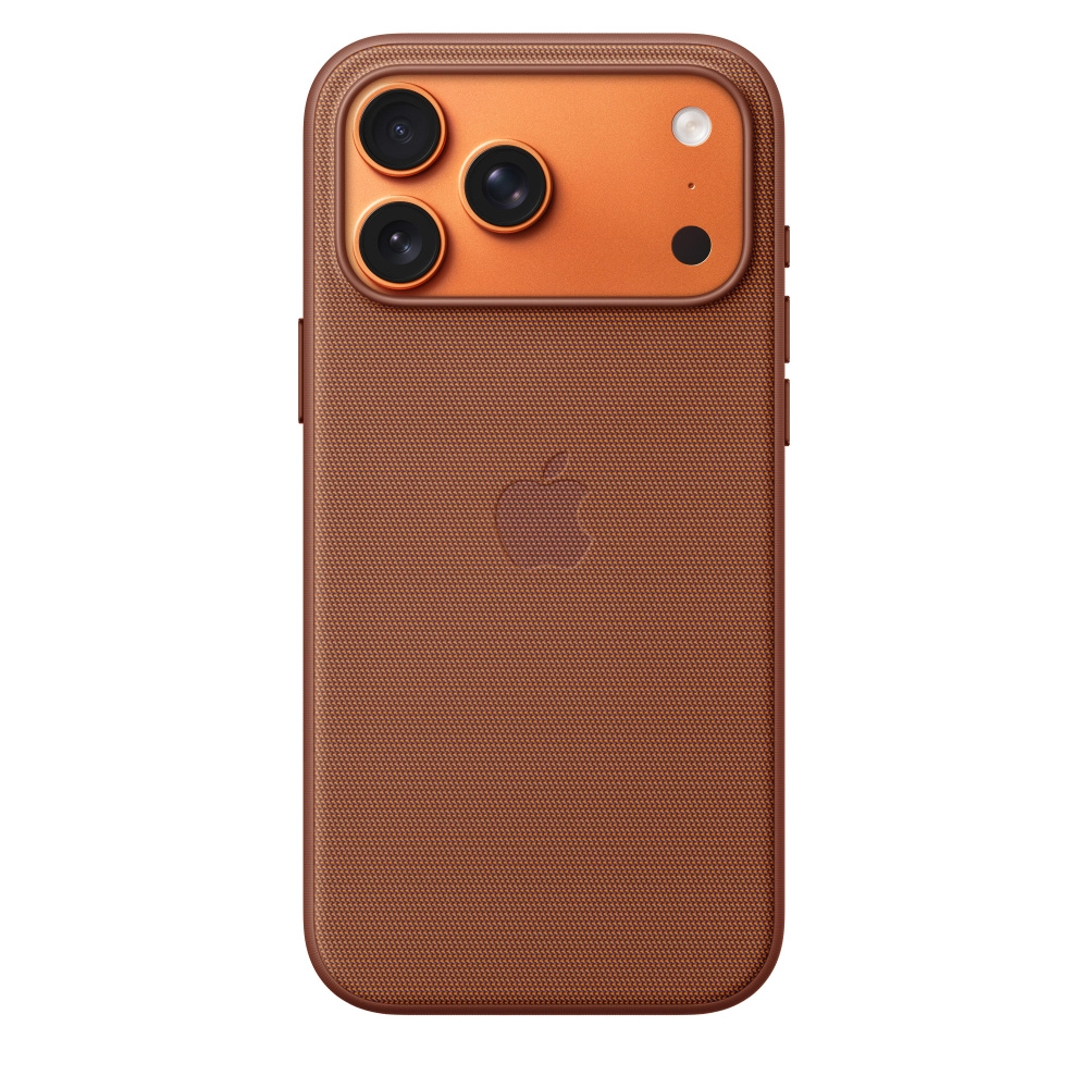 На фото изображено Чехол защитный Apple TechWoven Case with MagSafe для iPhone 17 Pro Max, коричневый