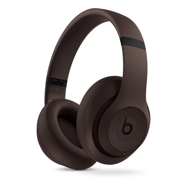 На фото изображено Беспроводные наушники Beats Studio Pro, коричневый