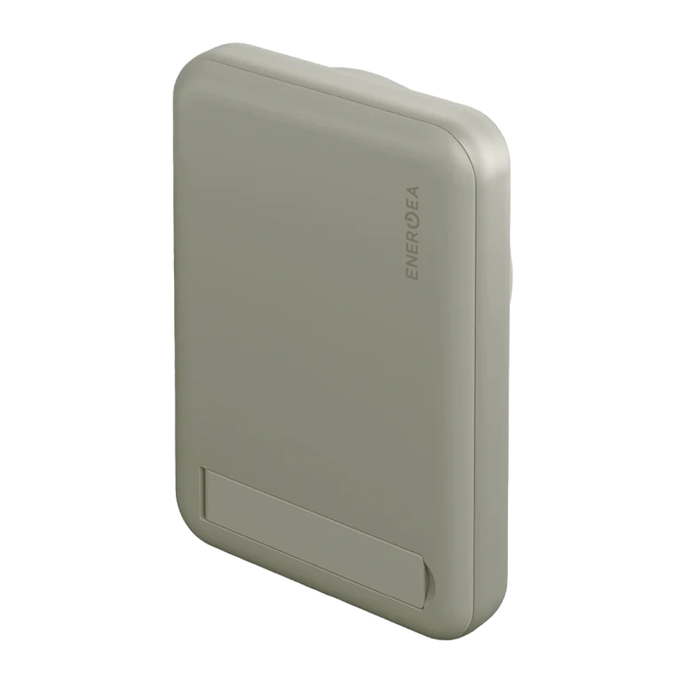 Внешний аккумулятор Energea MagPac Mini 10000 mAh с подставкой, зеленый Внешний аккумулятор Energea MagPac Mini 10000 mAh с подставкой, зеленый